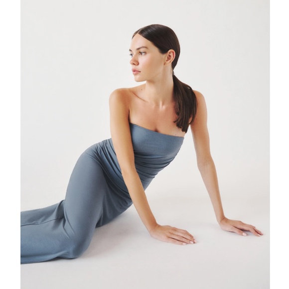 Reformation Strapless 'Bebe Knit Dress' NWT - Picture 4 of 8